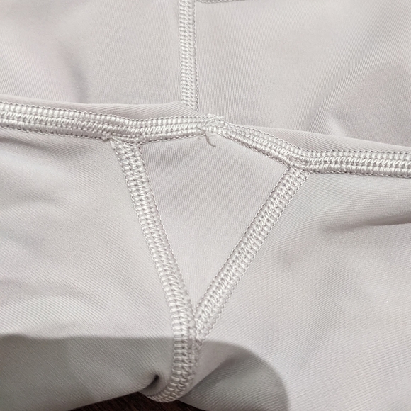 Lululemon Wunder Under High-Rise Tight 25" *Luxtreme - Lavender Grey - Picture 2 of 7